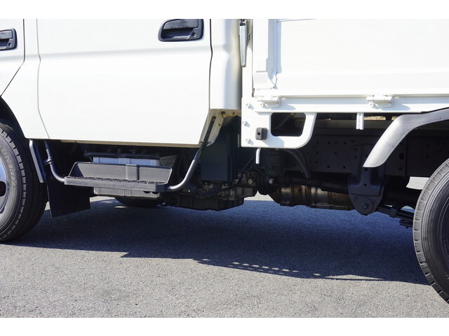 日野デュトロダブルキャブ（Wキャブ）小型（2t・3t）[写真17]