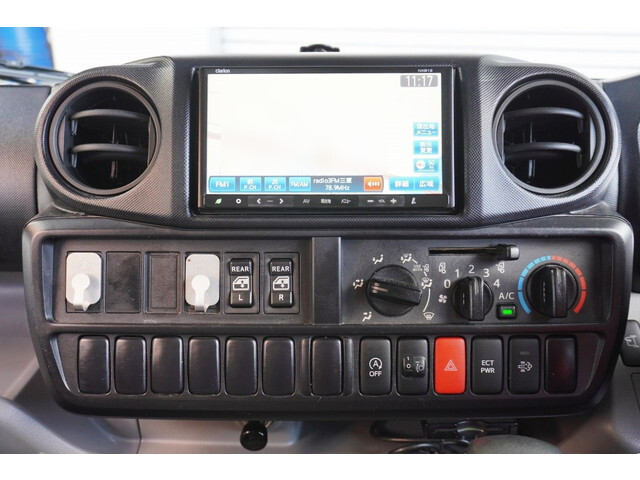 日野デュトロダブルキャブ（Wキャブ）小型（2t・3t）[写真29]