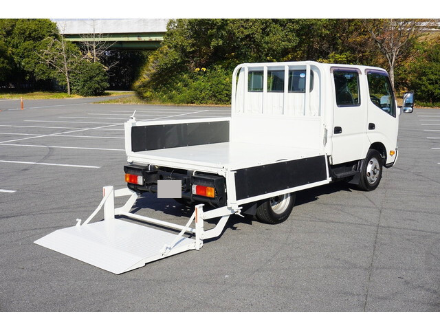 日野デュトロダブルキャブ（Wキャブ）小型（2t・3t）[写真03]