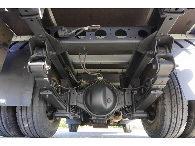 日野デュトロダブルキャブ（Wキャブ）小型（2t・3t）[写真39]