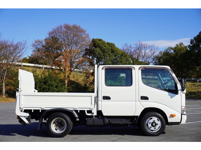 日野デュトロダブルキャブ（Wキャブ）小型（2t・3t）[写真06]
