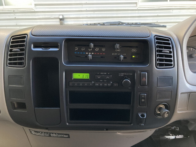 トヨタダイナ幌ウイング小型（2t・3t）[写真16]