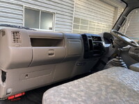 トヨタダイナ幌ウイング小型（2t・3t）[写真20]