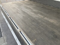 トヨタダイナ幌ウイング小型（2t・3t）[写真23]