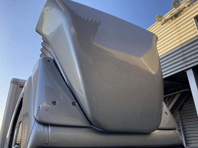 三菱ふそうキャンターアルミバン小型（2t・3t）[写真20]