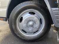 三菱ふそうキャンターアルミバン小型（2t・3t）[写真32]