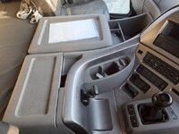 UDトラックスクオンアルミブロック大型（10t）[写真13]