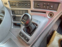 UDトラックスクオンアルミブロック大型（10t）[写真14]