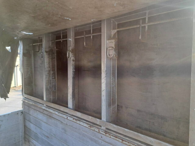 UDトラックスクオンアルミブロック大型（10t）[写真20]