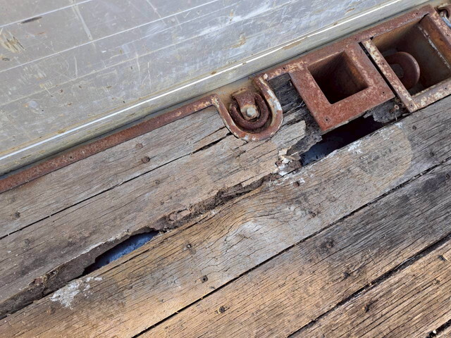 UDトラックスクオンアルミブロック大型（10t）[写真23]