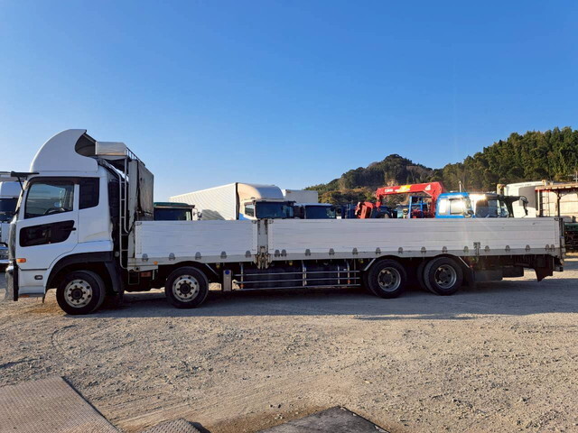 UDトラックスクオンアルミブロック大型（10t）[写真03]