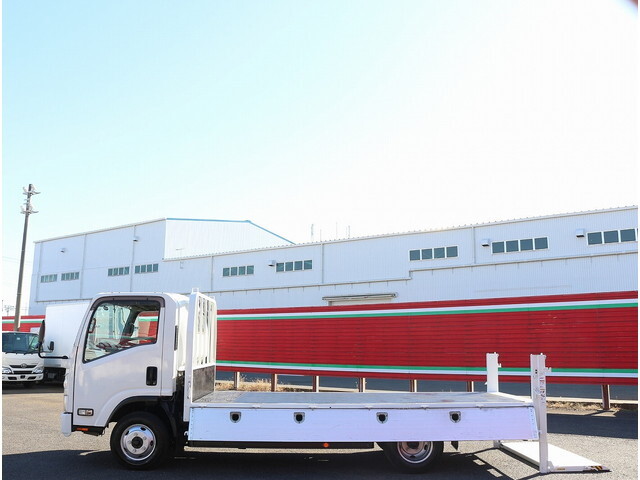 いすゞエルフアルミブロック小型（2t・3t）[写真15]