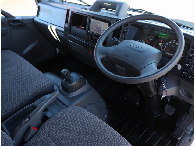 いすゞエルフアルミブロック小型（2t・3t）[写真22]