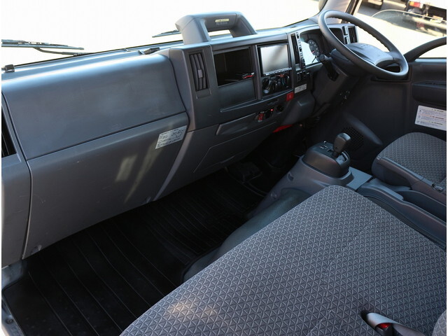 いすゞエルフアルミブロック小型（2t・3t）[写真35]