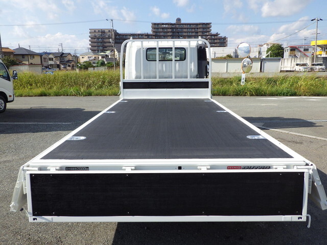 日野デュトロ平ボディ小型（2t・3t）[写真22]