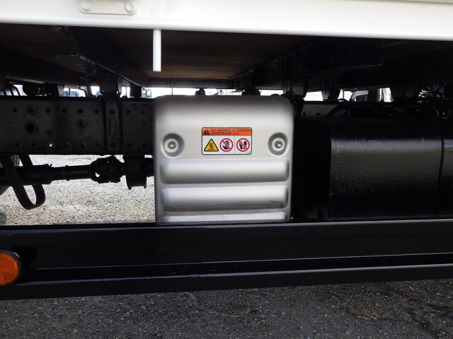 日野デュトロ平ボディ小型（2t・3t）[写真27]