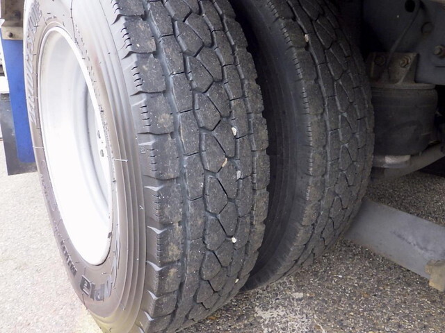 日野レンジャー冷凍車（冷蔵車）中型（4t）[写真20]