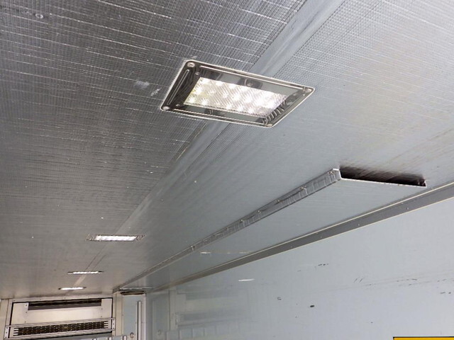 日野レンジャー冷凍車（冷蔵車）中型（4t）[写真28]