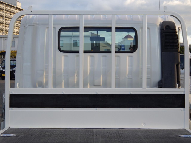 日野デュトロ平ボディ小型（2t・3t）[写真19]