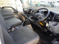 日野デュトロ平ボディ小型（2t・3t）[写真07]