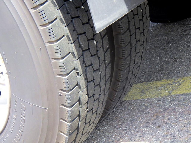 三菱ふそうキャンターアルミバン小型（2t・3t）[写真25]