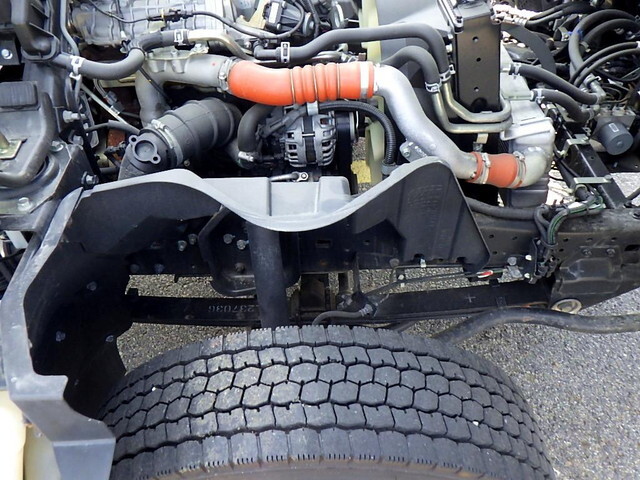 三菱ふそうキャンターアルミバン小型（2t・3t）[写真28]