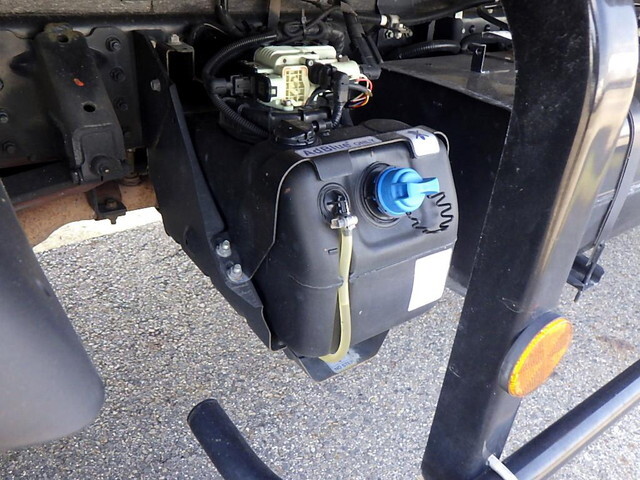 三菱ふそうキャンターアルミバン小型（2t・3t）[写真37]