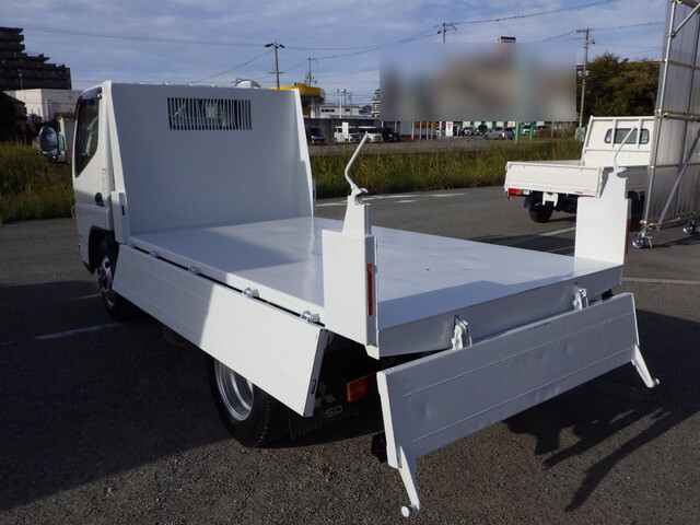 三菱ふそうキャンターダンプ小型（2t・3t）[写真18]