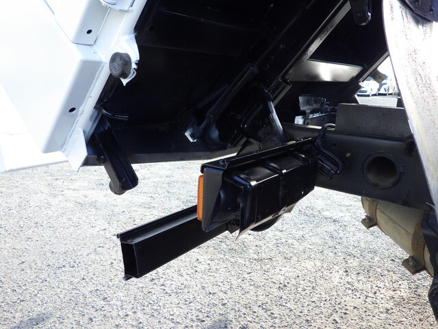 三菱ふそうキャンターダンプ小型（2t・3t）[写真31]