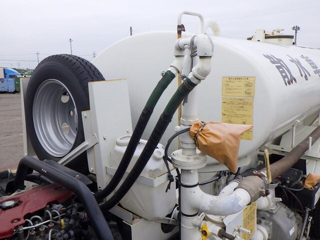 日野デュトロ散水車小型（2t・3t）[写真09]