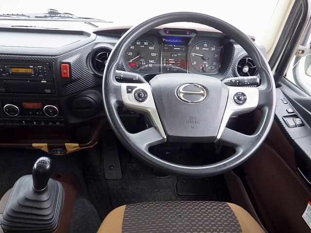 日野レンジャーアルミバン中型（4t）[写真19]