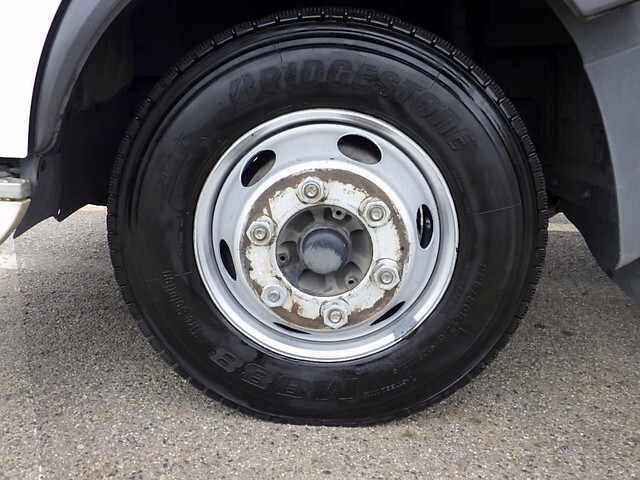 日野レンジャーアルミバン中型（4t）[写真26]