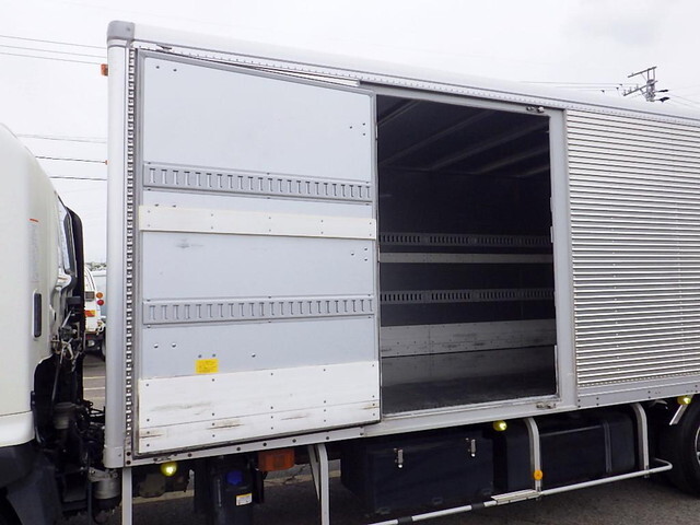 日野レンジャーアルミバン中型（4t）[写真31]