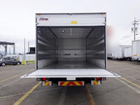 日野レンジャーアルミバン中型（4t）[写真07]