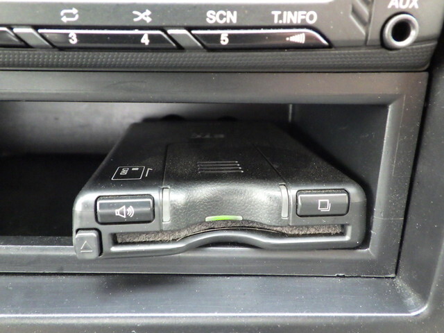 日野デュトロ平ボディ小型（2t・3t）[写真11]