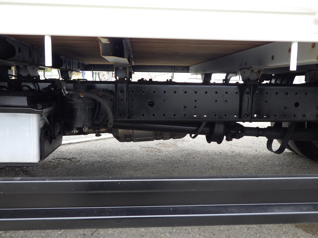 日野デュトロ平ボディ小型（2t・3t）[写真32]