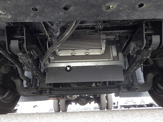 日野デュトロ平ボディ小型（2t・3t）[写真38]