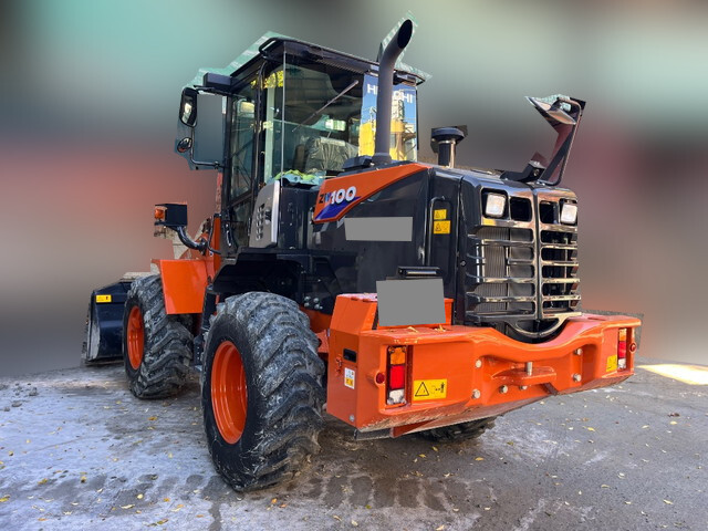 日立タイヤショベル（ホイルローダー）[写真02]