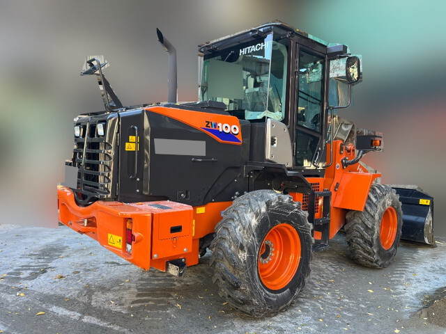 日立タイヤショベル（ホイルローダー）[写真04]