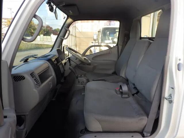 トヨタダイナ平ボディ小型（2t・3t）[写真08]