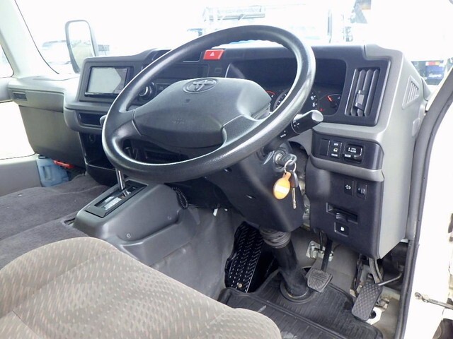 トヨタコースターマイクロバス[写真18]