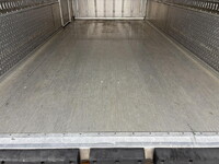 いすゞエルフ冷凍車（冷蔵車）小型（2t・3t）[写真11]