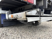 いすゞエルフ冷凍車（冷蔵車）小型（2t・3t）[写真17]