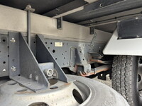 いすゞエルフ冷凍車（冷蔵車）小型（2t・3t）[写真19]