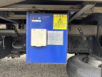 いすゞエルフ冷凍車（冷蔵車）小型（2t・3t）[写真21]