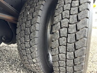 いすゞエルフ冷凍車（冷蔵車）小型（2t・3t）[写真22]