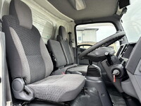 いすゞエルフ冷凍車（冷蔵車）小型（2t・3t）[写真26]