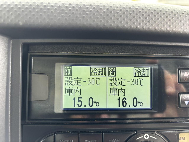いすゞエルフ冷凍車（冷蔵車）小型（2t・3t）[写真29]