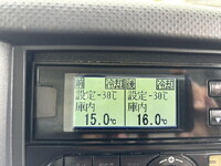 いすゞエルフ冷凍車（冷蔵車）小型（2t・3t）[写真30]