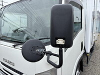 いすゞエルフ冷凍車（冷蔵車）小型（2t・3t）[写真38]